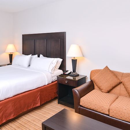 Holiday Inn Express Winston-Salem Medical Ctr Area Εξωτερικό φωτογραφία