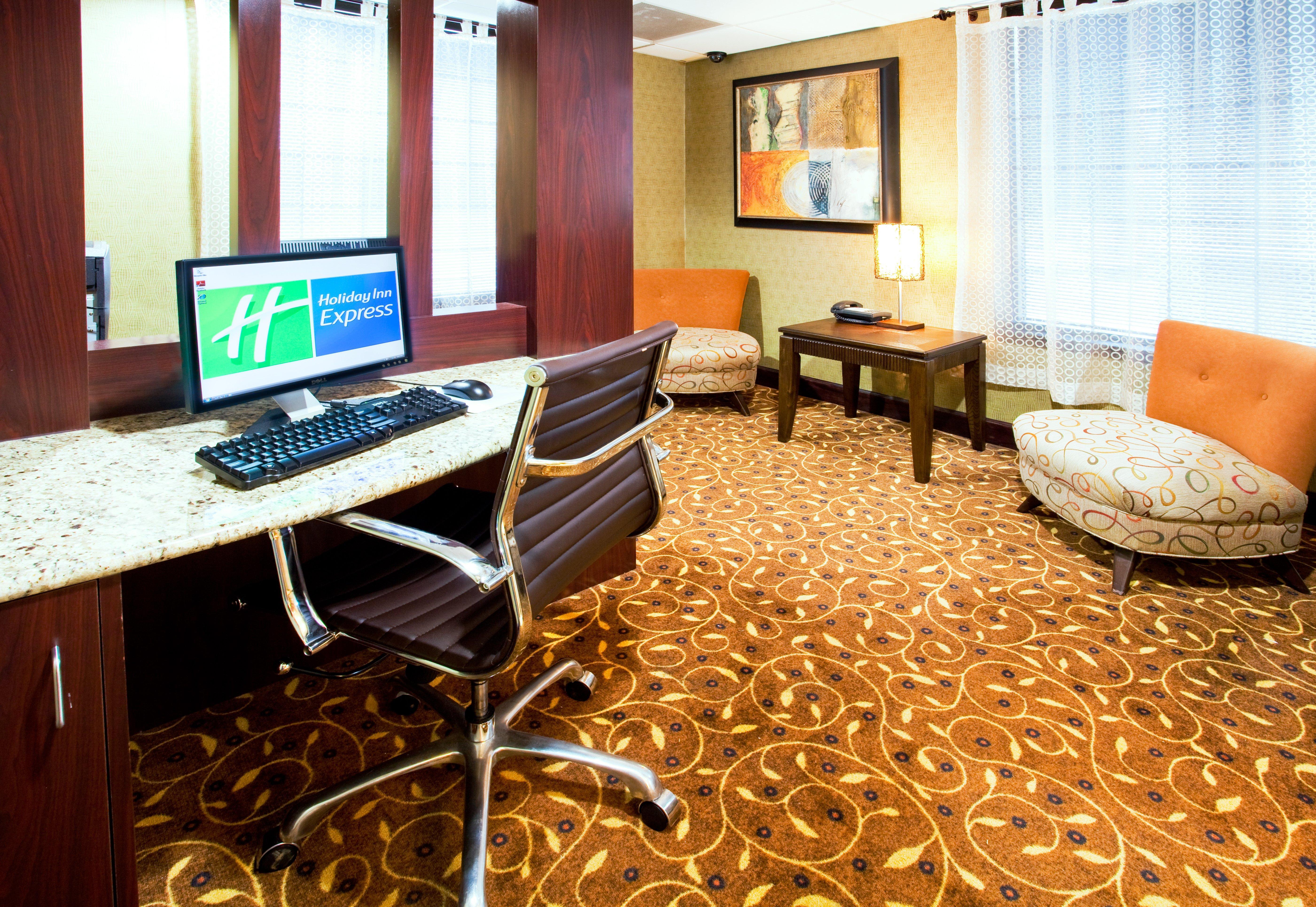 Holiday Inn Express Winston-Salem Medical Ctr Area Εξωτερικό φωτογραφία