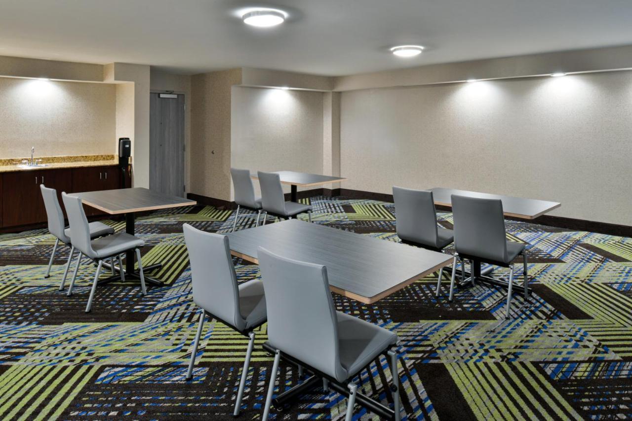 Holiday Inn Express Winston-Salem Medical Ctr Area Εξωτερικό φωτογραφία