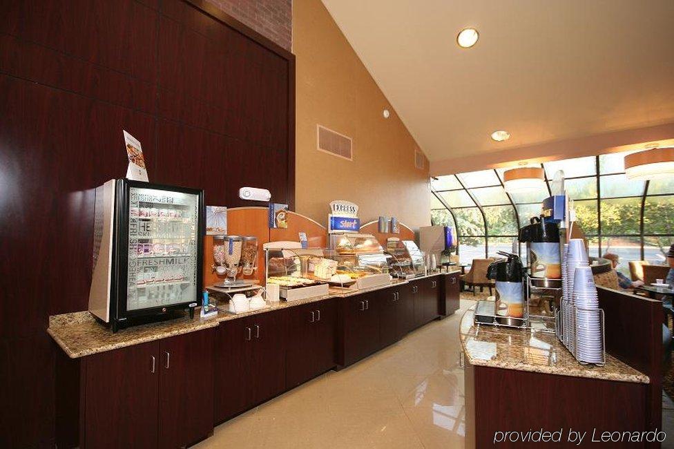 Holiday Inn Express Winston-Salem Medical Ctr Area Εξωτερικό φωτογραφία