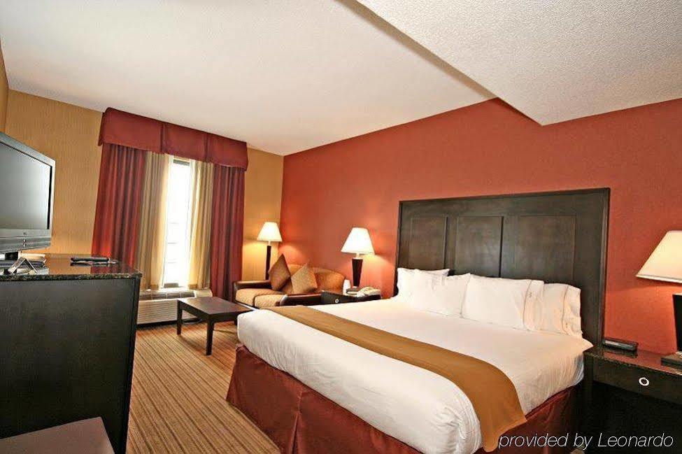 Holiday Inn Express Winston-Salem Medical Ctr Area Εξωτερικό φωτογραφία